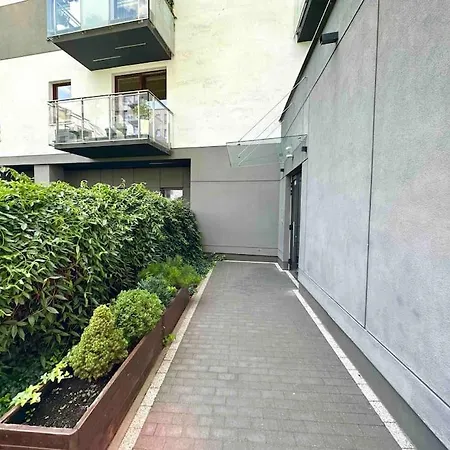 Wola Sowinskiego - Salon, Sypialnia, Balkon, Parking Apartmán Varšava